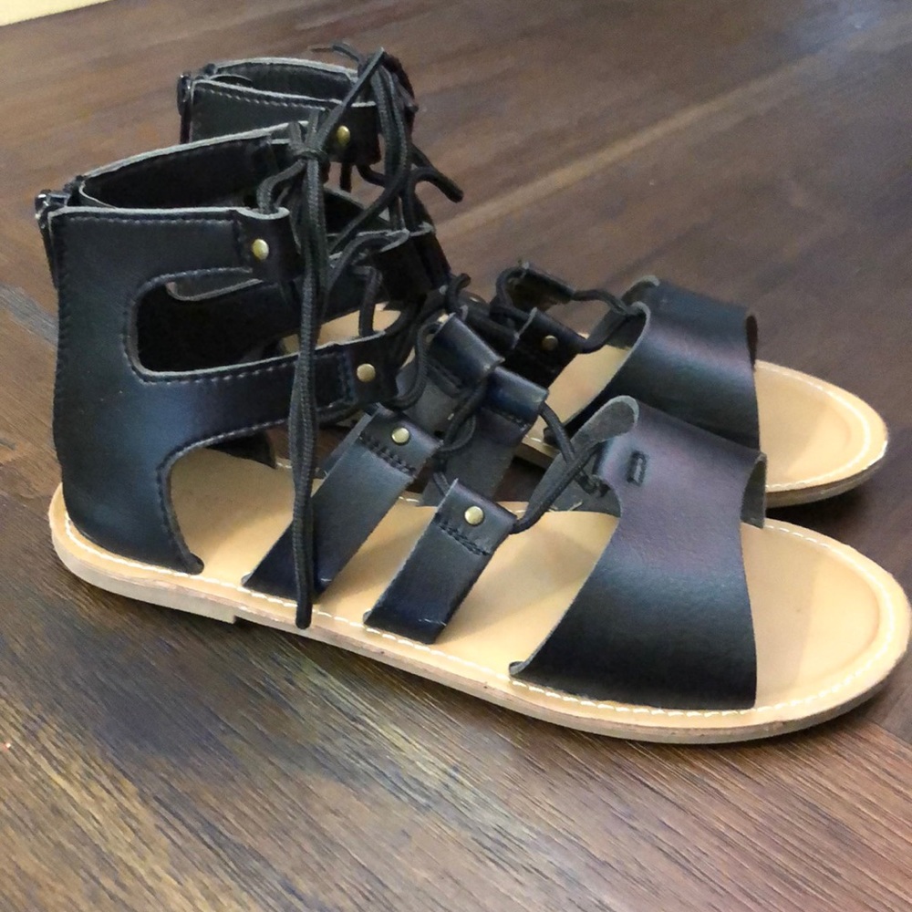 Old Navy Lace Up Sandals
